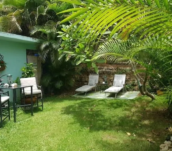 Casa Mia Guest House Rincon